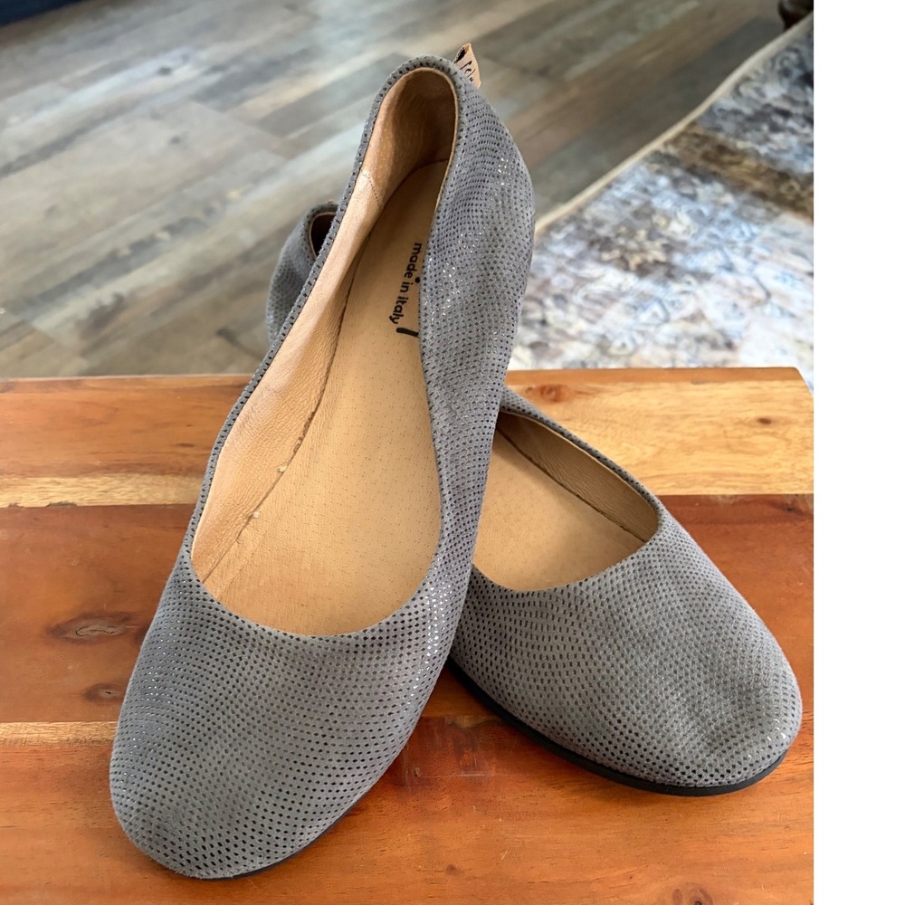 FS/NY French Sole New York Grey Perforated Metallic Ballet Flats Italy 9.5 chic